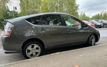 Toyota Prius, 2007 год, 710 000 рублей, 4 фотография