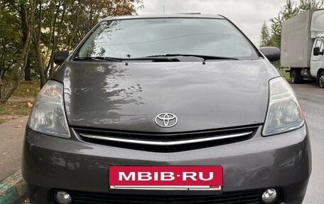 Toyota Prius, 2007 год, 710 000 рублей, 2 фотография