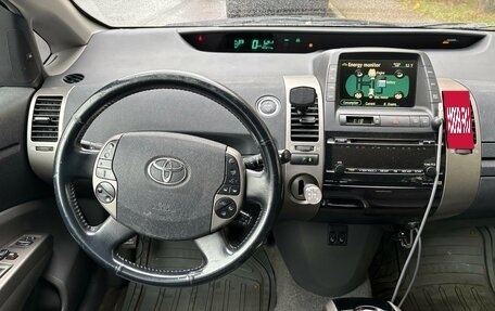 Toyota Prius, 2007 год, 710 000 рублей, 8 фотография