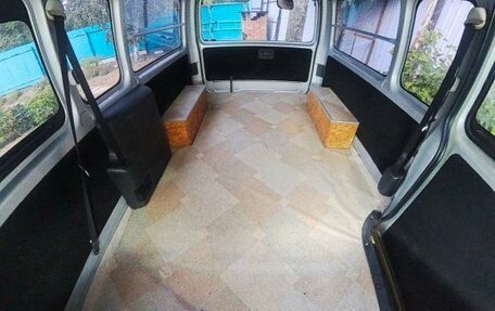 Toyota HiAce H200, 2015 год, 4 000 000 рублей, 14 фотография