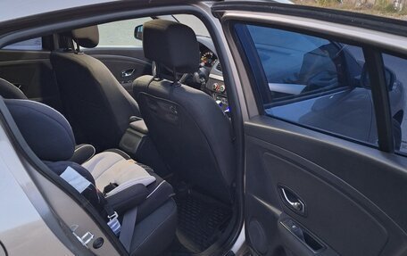 Renault Megane III, 2012 год, 799 000 рублей, 2 фотография