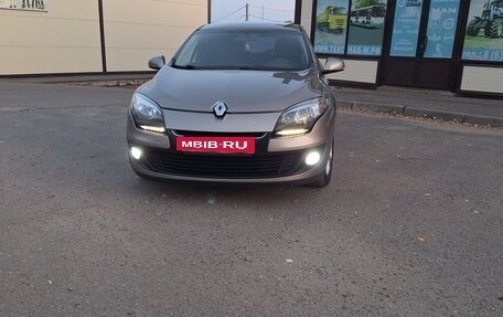 Renault Megane III, 2012 год, 799 000 рублей, 10 фотография