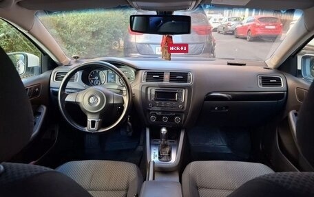 Volkswagen Jetta VI, 2013 год, 975 000 рублей, 14 фотография