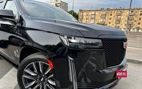 Cadillac Escalade V, 2022 год, 13 300 000 рублей, 5 фотография