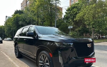 Cadillac Escalade V, 2022 год, 13 300 000 рублей, 3 фотография