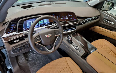 Cadillac Escalade V, 2022 год, 13 300 000 рублей, 15 фотография