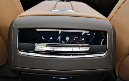 Cadillac Escalade V, 2022 год, 13 300 000 рублей, 28 фотография
