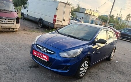 Hyundai Solaris II рестайлинг, 2014 год, 450 000 рублей, 2 фотография