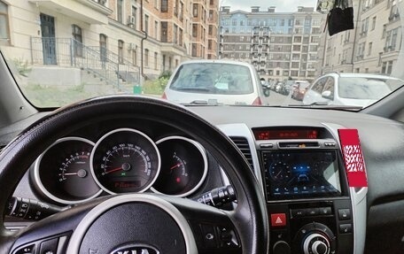 KIA Venga I, 2011 год, 800 000 рублей, 5 фотография
