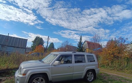 Jeep Liberty (Patriot), 2007 год, 800 000 рублей, 2 фотография