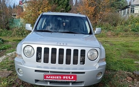 Jeep Liberty (Patriot), 2007 год, 800 000 рублей, 1 фотография