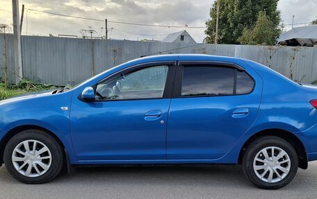Renault Logan II, 2017 год, 897 000 рублей, 4 фотография