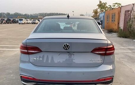 Volkswagen Lavida, 2023 год, 2 000 000 рублей, 5 фотография