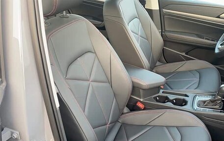 Volkswagen Lavida, 2023 год, 2 000 000 рублей, 19 фотография