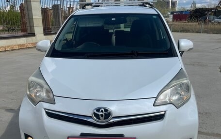 Toyota Ractis II, 2012 год, 800 000 рублей, 1 фотография