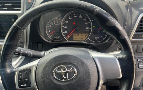 Toyota Ractis II, 2012 год, 800 000 рублей, 9 фотография