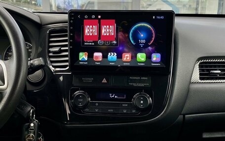 Mitsubishi Outlander III рестайлинг 3, 2017 год, 1 499 000 рублей, 13 фотография