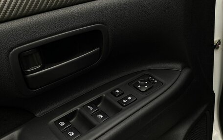 Mitsubishi Outlander III рестайлинг 3, 2017 год, 1 499 000 рублей, 16 фотография
