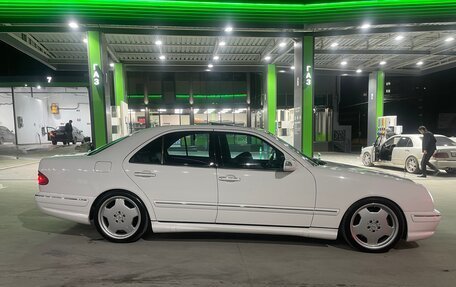Mercedes-Benz E-Класс, 2000 год, 1 799 000 рублей, 2 фотография