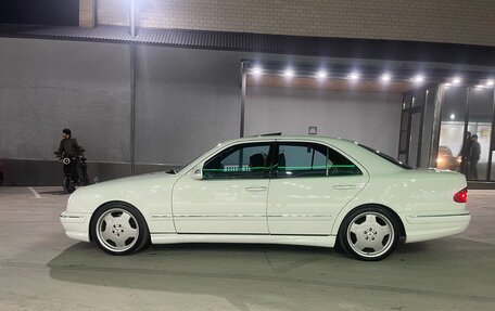 Mercedes-Benz E-Класс, 2000 год, 1 799 000 рублей, 4 фотография