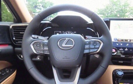 Lexus NX, 2024 год, 5 690 099 рублей, 16 фотография