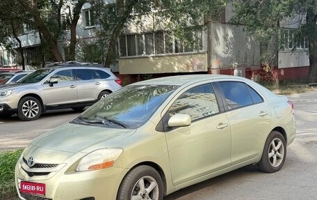 Toyota Yaris III рестайлинг, 2008 год, 575 000 рублей, 1 фотография