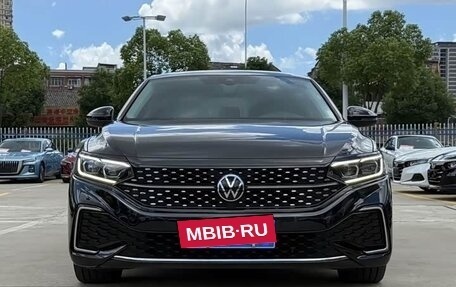 Volkswagen Passat B8 рестайлинг, 2021 год, 2 200 000 рублей, 2 фотография