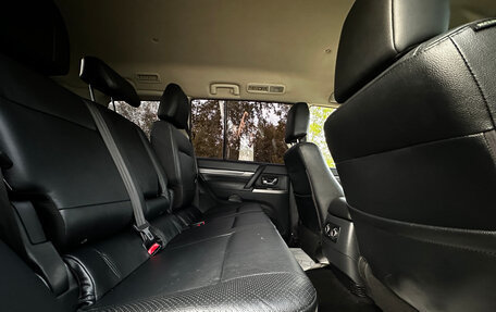 Mitsubishi Pajero IV, 2013 год, 2 100 000 рублей, 25 фотография