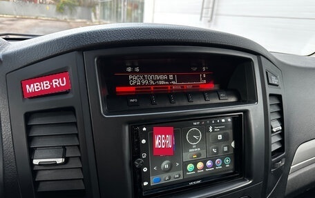 Mitsubishi Pajero IV, 2013 год, 2 100 000 рублей, 15 фотография