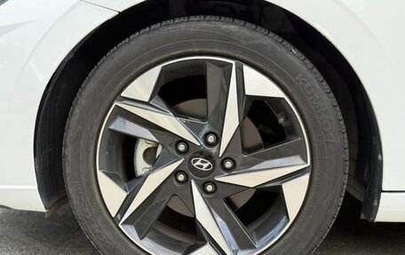 Hyundai Elantra, 2022 год, 1 479 000 рублей, 19 фотография