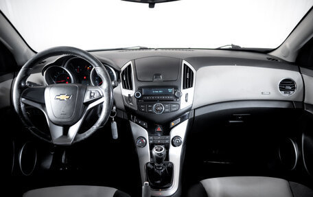 Chevrolet Cruze II, 2014 год, 799 900 рублей, 13 фотография