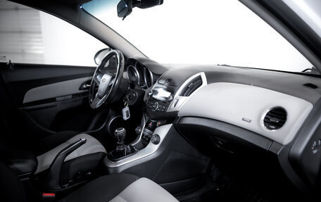 Chevrolet Cruze II, 2014 год, 799 900 рублей, 16 фотография