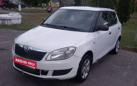 Skoda Fabia II, 2013 год, 360 000 рублей, 2 фотография