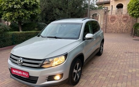 Volkswagen Tiguan I, 2012 год, 1 450 000 рублей, 1 фотография