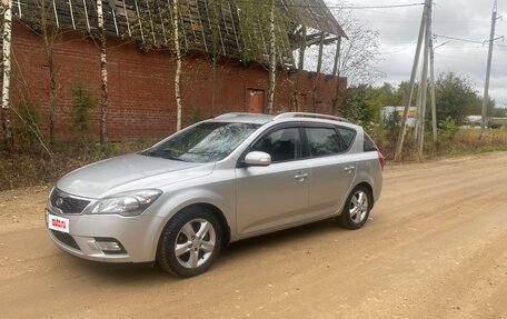 KIA cee'd I рестайлинг, 2010 год, 570 000 рублей, 2 фотография