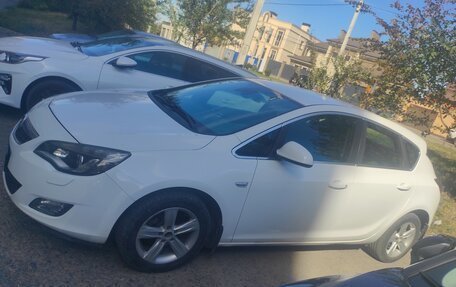 Opel Astra J, 2010 год, 750 000 рублей, 4 фотография