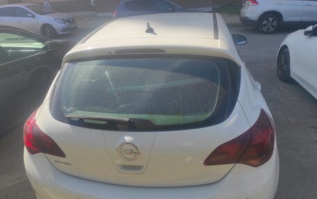 Opel Astra J, 2010 год, 750 000 рублей, 7 фотография