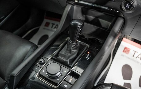 Mazda 3, 2019 год, 2 000 000 рублей, 12 фотография