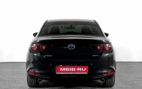 Mazda 3, 2019 год, 2 000 000 рублей, 3 фотография