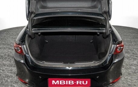 Mazda 3, 2019 год, 2 000 000 рублей, 17 фотография