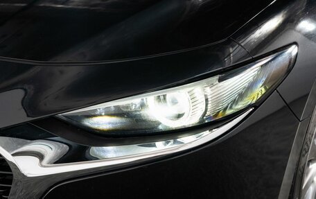 Mazda 3, 2019 год, 2 000 000 рублей, 19 фотография