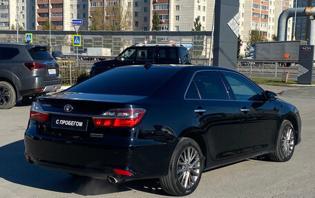 Toyota Camry, 2017 год, 2 300 000 рублей, 4 фотография
