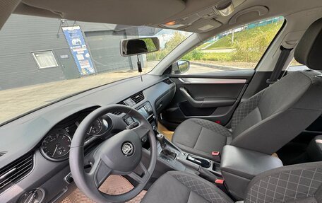 Skoda Octavia, 2017 год, 1 820 000 рублей, 14 фотография