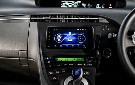 Toyota Prius, 2010 год, 1 000 000 рублей, 11 фотография