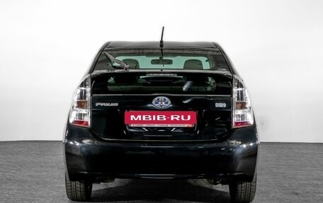 Toyota Prius, 2010 год, 1 000 000 рублей, 4 фотография