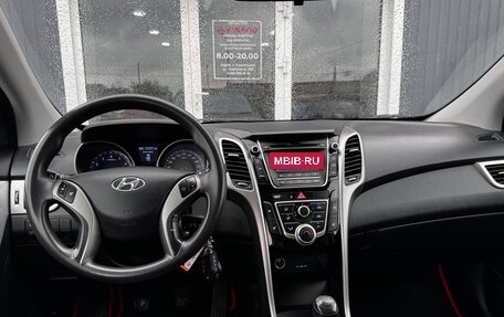 Hyundai i30 II рестайлинг, 2013 год, 940 000 рублей, 13 фотография
