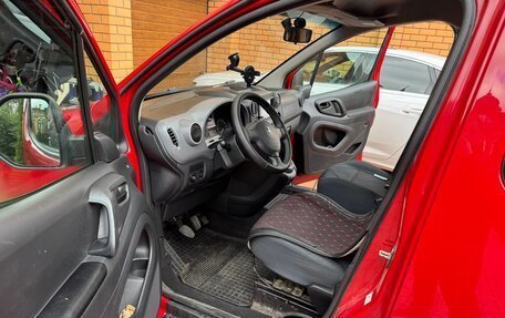 Peugeot Partner II рестайлинг 2, 2011 год, 600 000 рублей, 6 фотография