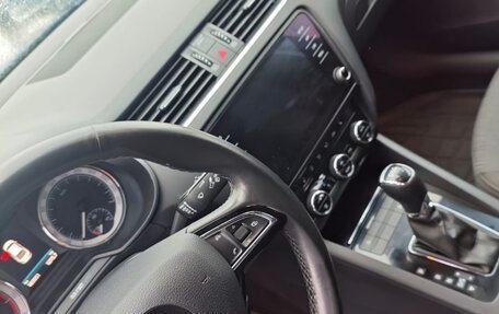 Skoda Octavia, 2018 год, 1 980 000 рублей, 6 фотография