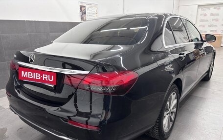 Mercedes-Benz E-Класс, 2020 год, 2 900 000 рублей, 7 фотография