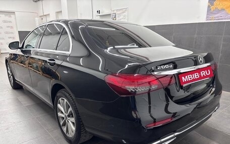 Mercedes-Benz E-Класс, 2020 год, 2 900 000 рублей, 5 фотография